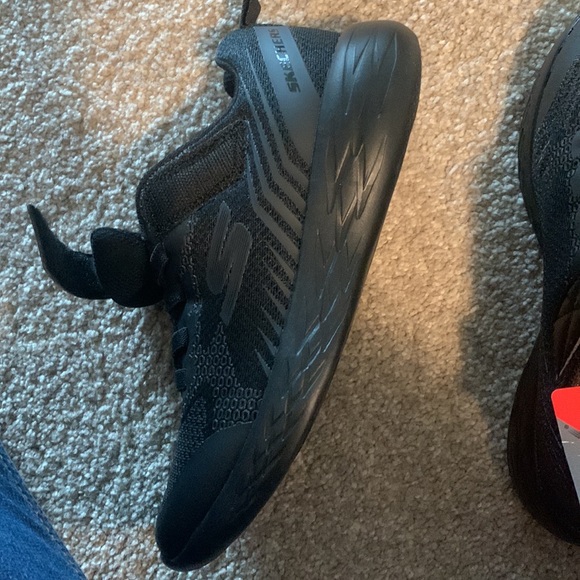 Boys sketchers runners - Picture 6 of 9